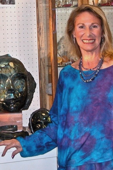 Valerie-About-2